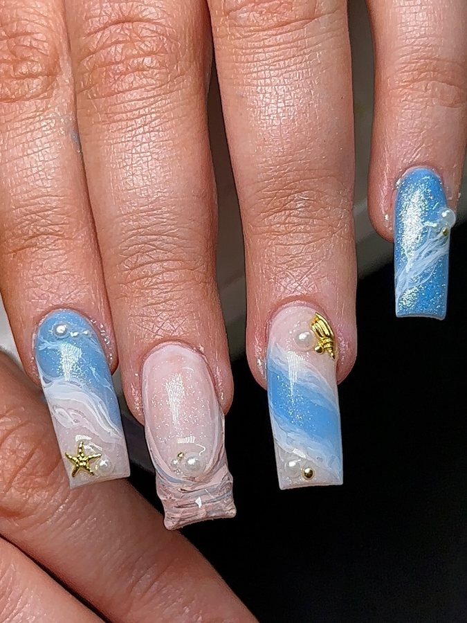 Ocean and shell themed blue set with gold starfish