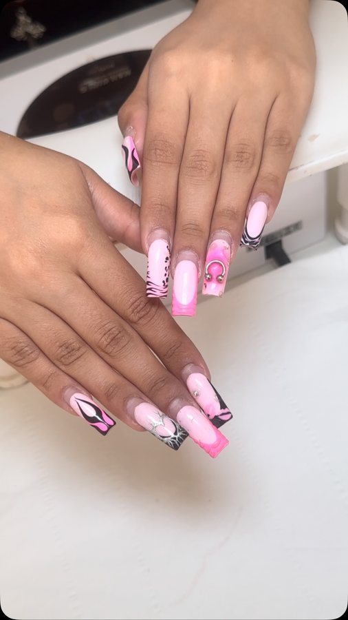 Pink set with heart detail
